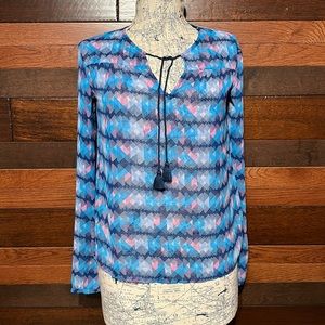 Decree Tie V Neck Long Sleeve Geometric Pattern Blouse